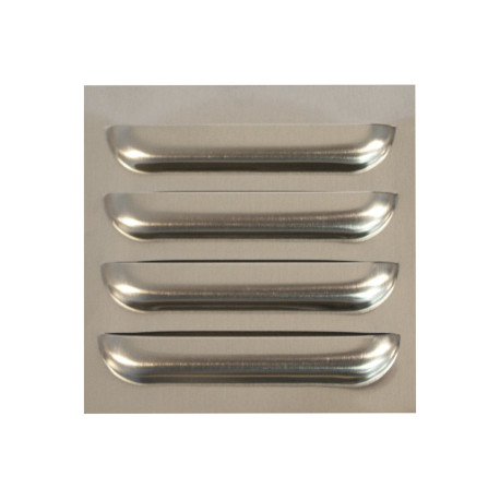 GRILLE ALU. 117X117 MM BRUT